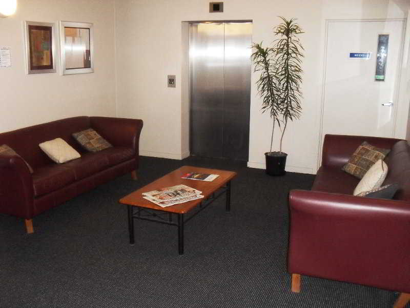 Victoria Hotel Suites Hamilton Extérieur photo