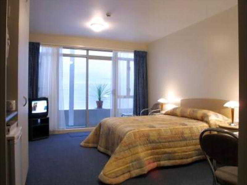 Victoria Hotel Suites Hamilton Extérieur photo